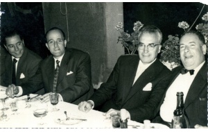 1955 - En el banquete de Chinto